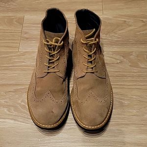 JOSEPH ABBOUD WINGTIP TAN SUEDE BOOTS 👢 - USED TWICE!! Final price!!!